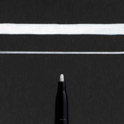 Sakura Pen-Touch Fine White